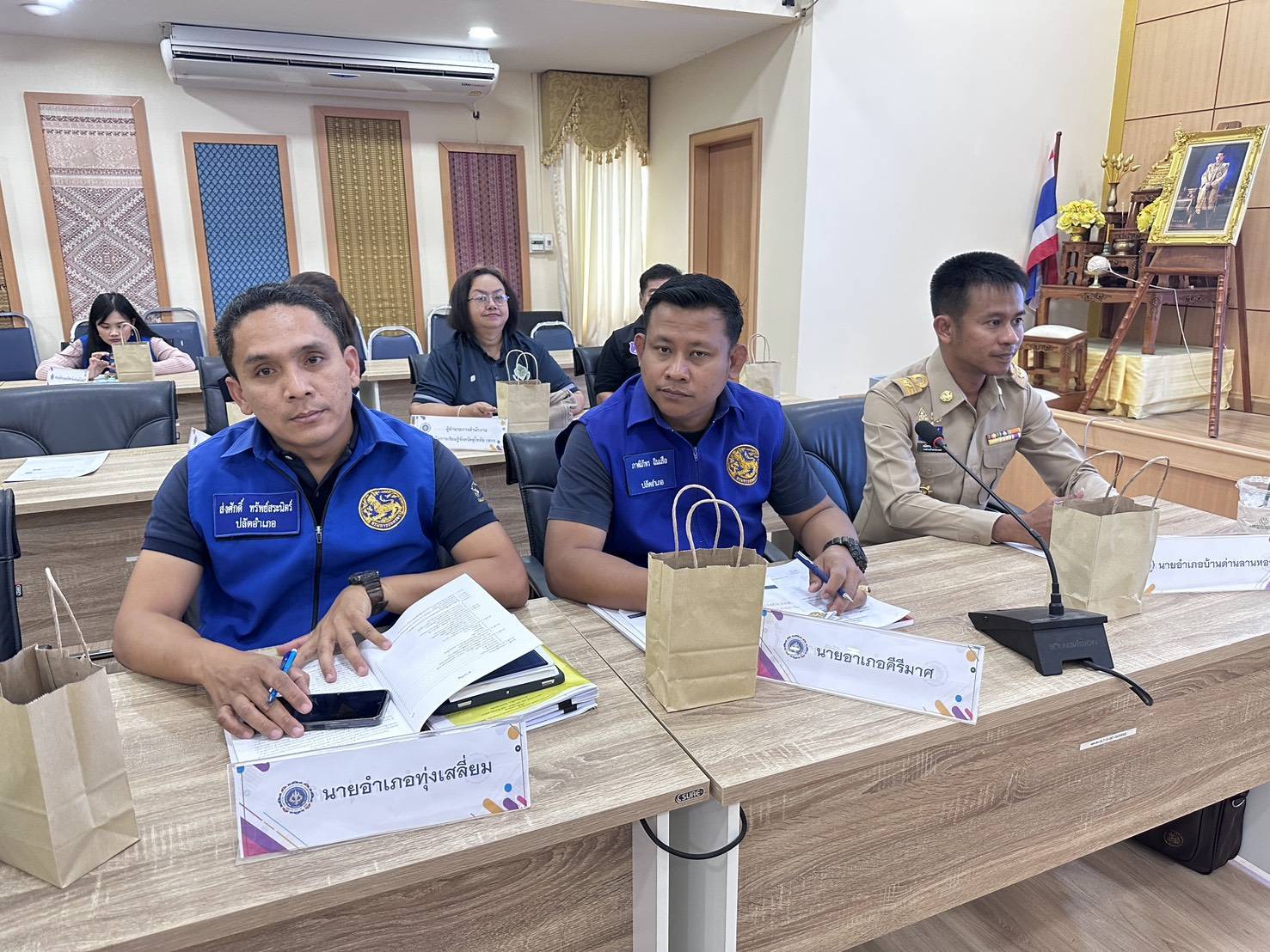 พัฒนาชุมชนสุโขทัยเข้าร่วมประชุมคณะกรรมการศูนย์อำนวยการป้องกันและปราบปรามยาเสพติดจังหวัดสุโขทัย (ศอ.ปส.จ.สท.) ครั้งที่ 2/2568