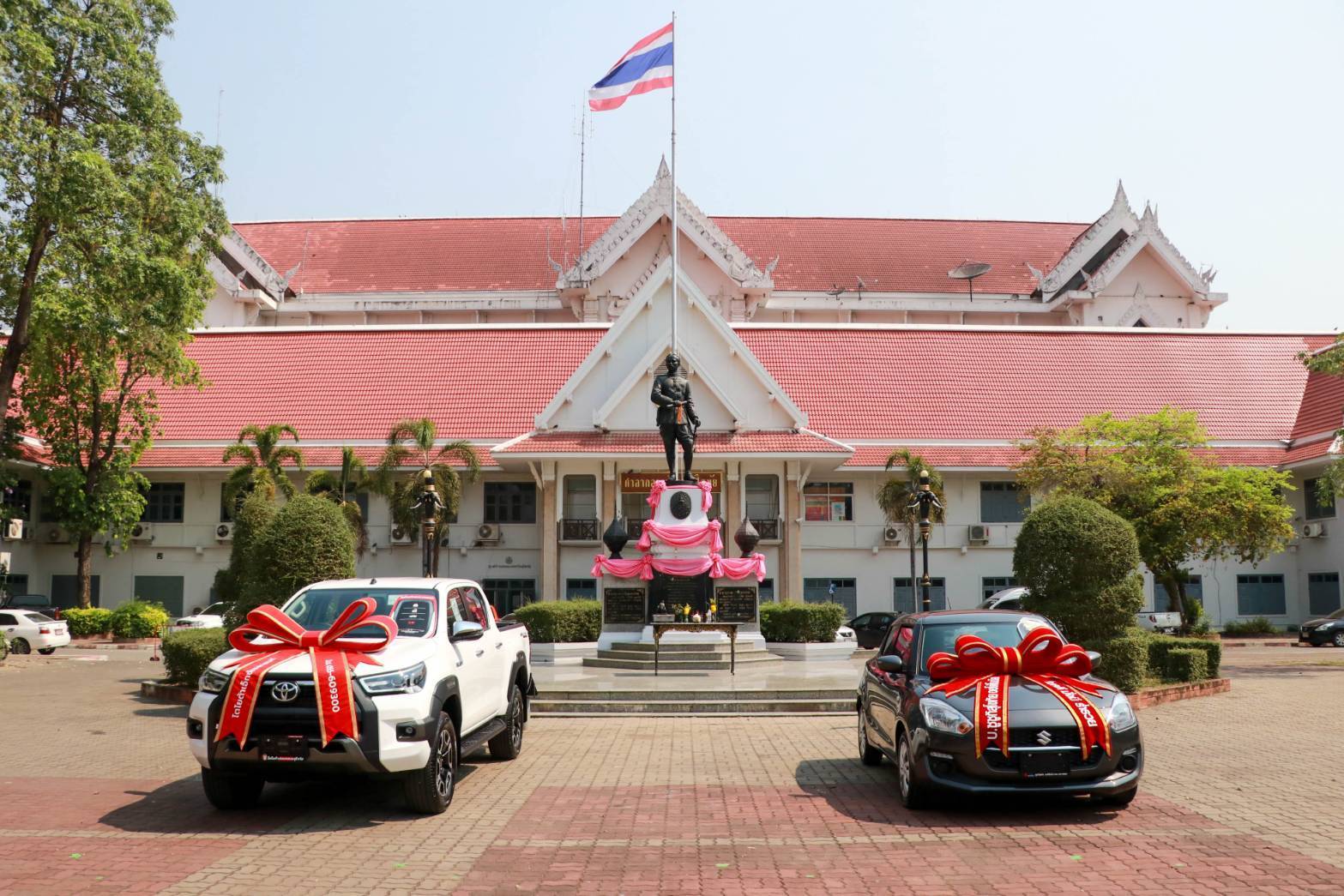 จังหวัดสุโขทัยมอบรางวัลสลากกาชาดการกุศล งานสักการะพระแม่ย่าจังหวัดสุโขทัย ประจำปี 2568