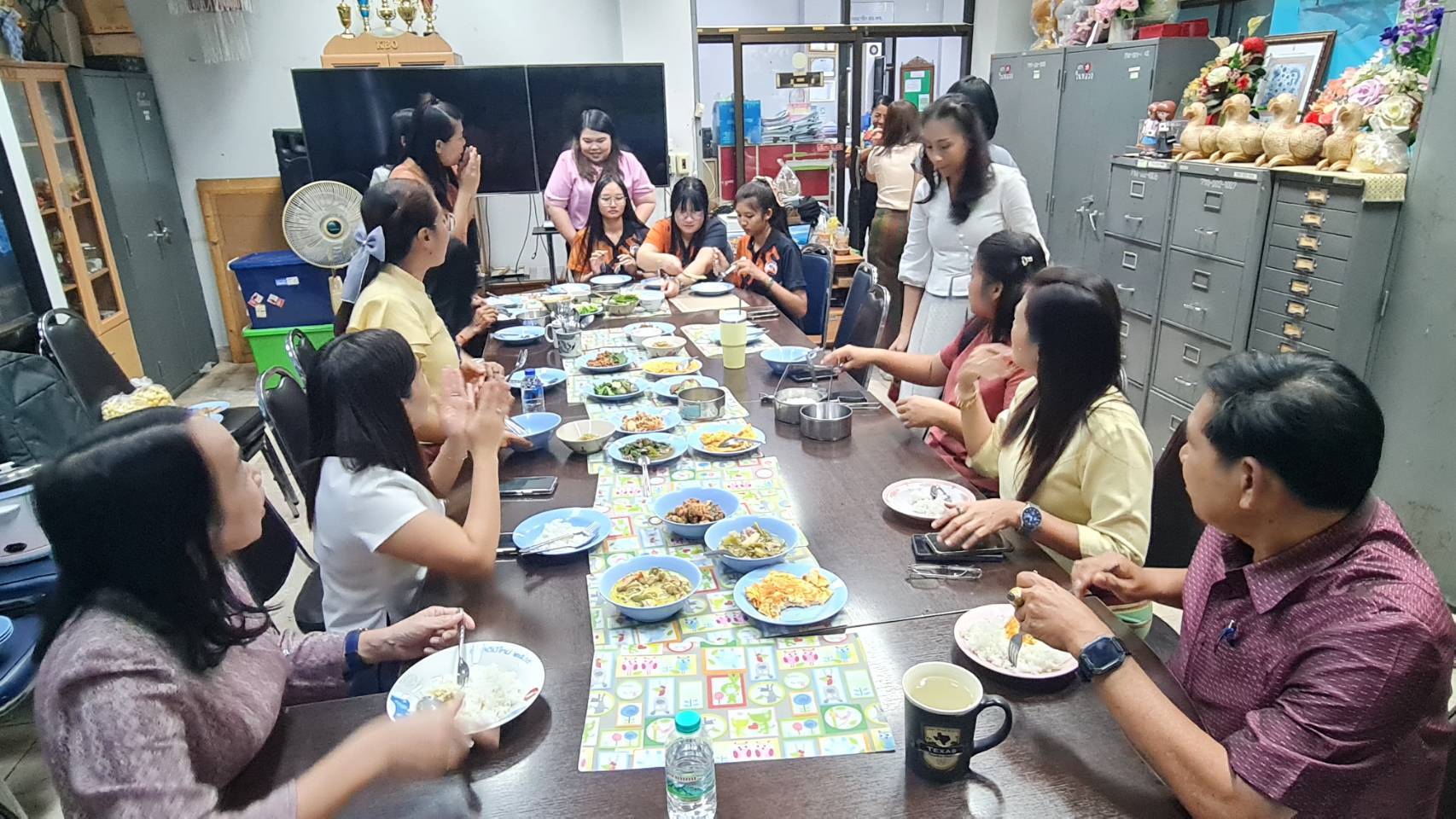 พัฒนาชุมชนสุโขทัยร่วมกิจกรรมเสริมสร้างความผาสุกให้กับองค์กร