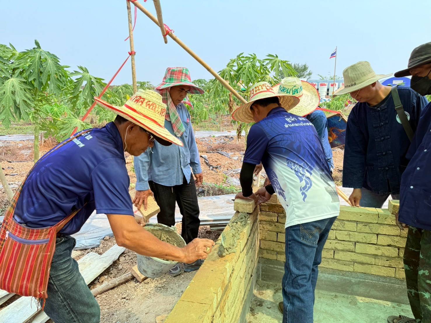 กิจกรรม ผู้นำอาสาพัฒนาชุมชนสัญจร จังหวัดสุโขทัย ภายใต้แนวคิด “อช.รวมใจ ขจัดภัยแก้จน พัฒนาชุมชนอย่างพอเพียง”