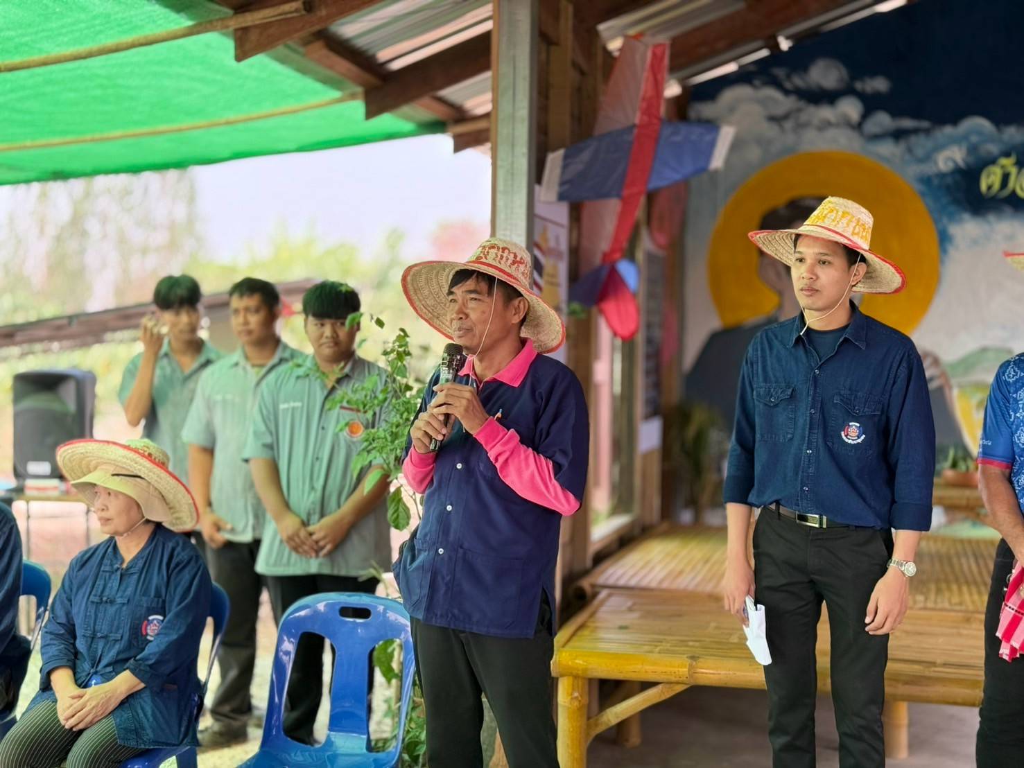 กิจกรรม ผู้นำอาสาพัฒนาชุมชนสัญจร จังหวัดสุโขทัย ภายใต้แนวคิด “อช.รวมใจ ขจัดภัยแก้จน พัฒนาชุมชนอย่างพอเพียง”