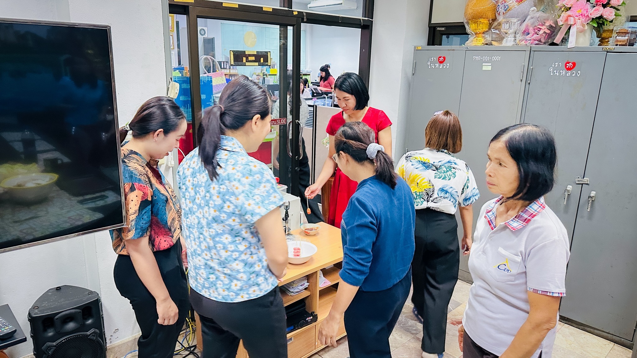 พัฒนาชุมชนสุโขทัยร่วมกิจกรรมเสริมสร้างความผาสุกให้กับองค์กร