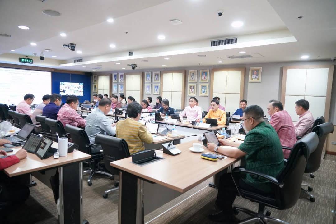 ✨พัฒนาชุมชนสุโขทัย เข้าร่วมประชุมกรมการพัฒนาชุมชน ครั้งที่ 4/2568