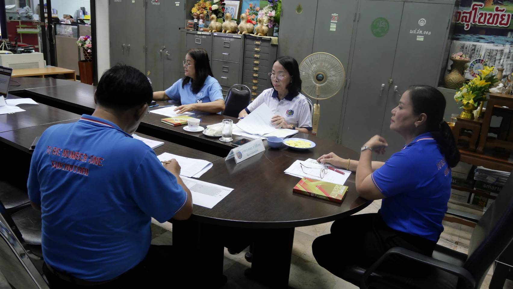 พช.สุโขทัย จัดประชุมพิจารณาคัดเลือกคัดเลือกศูนย์จัดการกองทุนชุมชน เพื่อพัฒนาสู่การเป็นต้นแบบด้านการบริหารจัดการหนี้ ระดับจังหวัด ประจำปีงบประมาณ พ.ศ. 2568