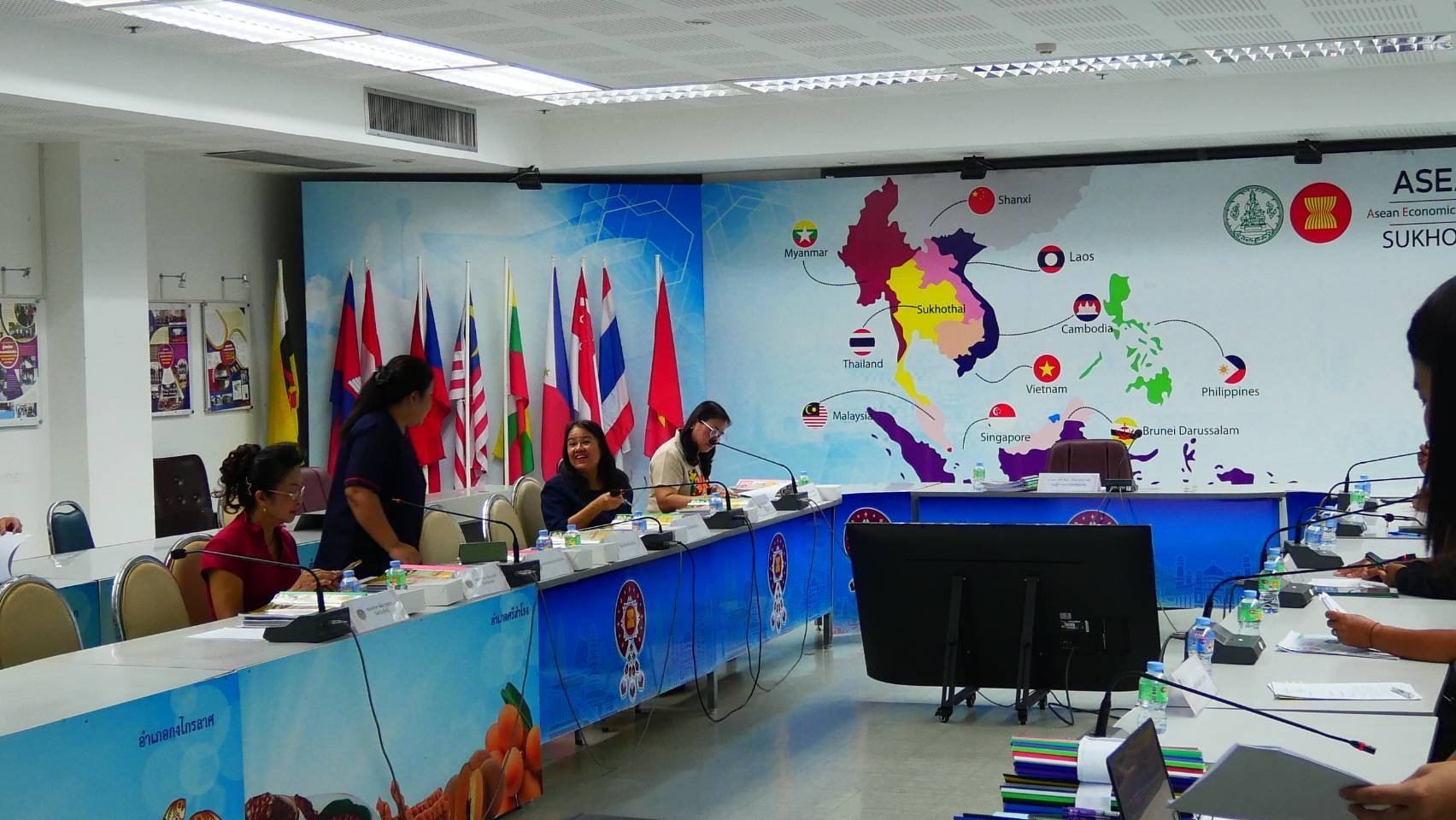 พัฒนาชุมชนจังหวัดสุโขทัยจัดประชุมรับรองมาตรฐานการพัฒนาชุมชน