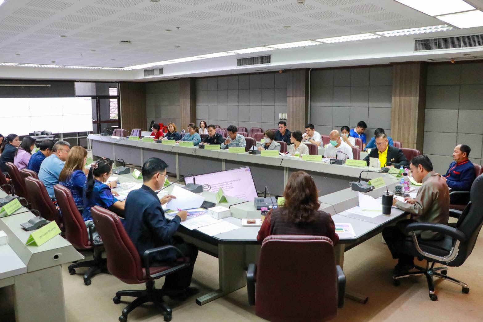 จังหวัดสุโขทัยจัดประชุมคณะกรรมการร่วมภาครัฐและเอกชนเพื่อพัฒนาและแก้ไขปัญหาทางเศรษฐกิจจังหวัดสุโขทัย (กรอ.จังหวัดสุโขทัย) ครั้งที่ 2/2568