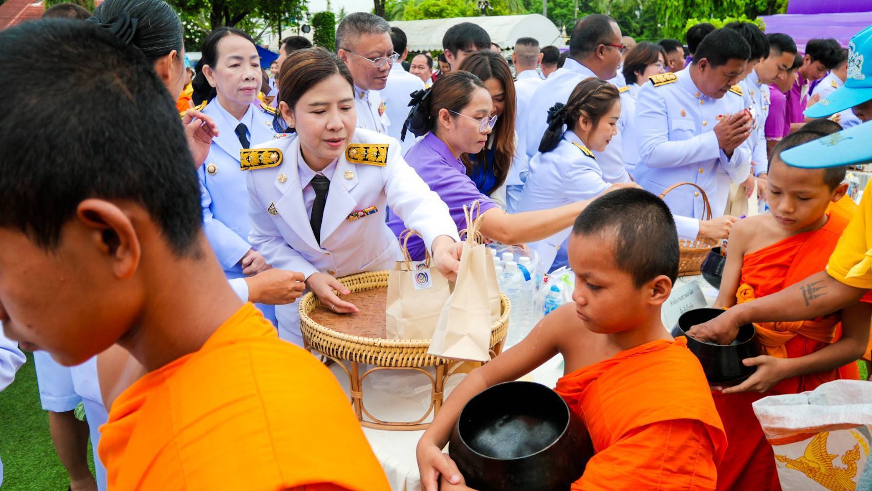 พช.สุโขทัยร่วมพิธีเจริญพระพุทธมนต์ พิธีทำบุญตักบาตรถวายพระราชกุศล เนื่องในวันเฉลิมพระชนมพรรษาสมเด็จพระนางเจ้าฯ พระบรมราชินี 3 มิถุนายน 2568