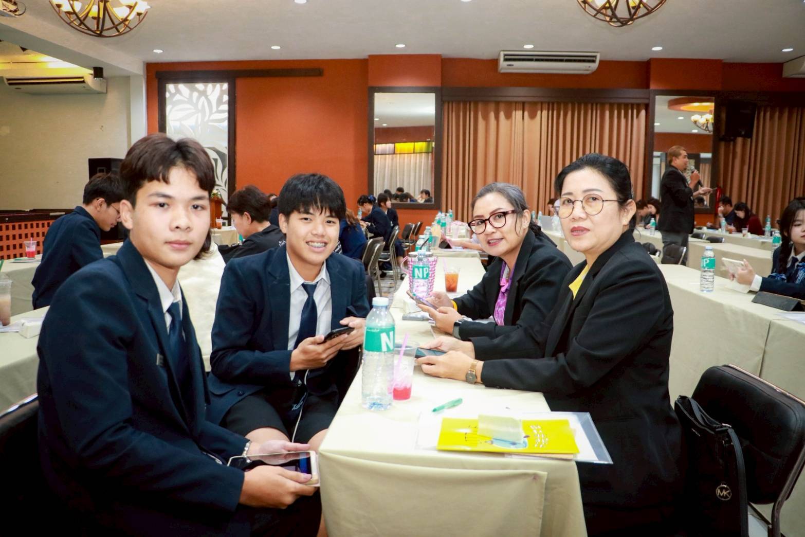 พช.สุโขทัยร่วมอบรมโครงการพัฒนาศักยภาพเครือข่ายประชาสัมพันธ์ก้าวทันสื่อใหม่ ระดับจังหวัด ประจำปีงบประมาณ พ.ศ.2568