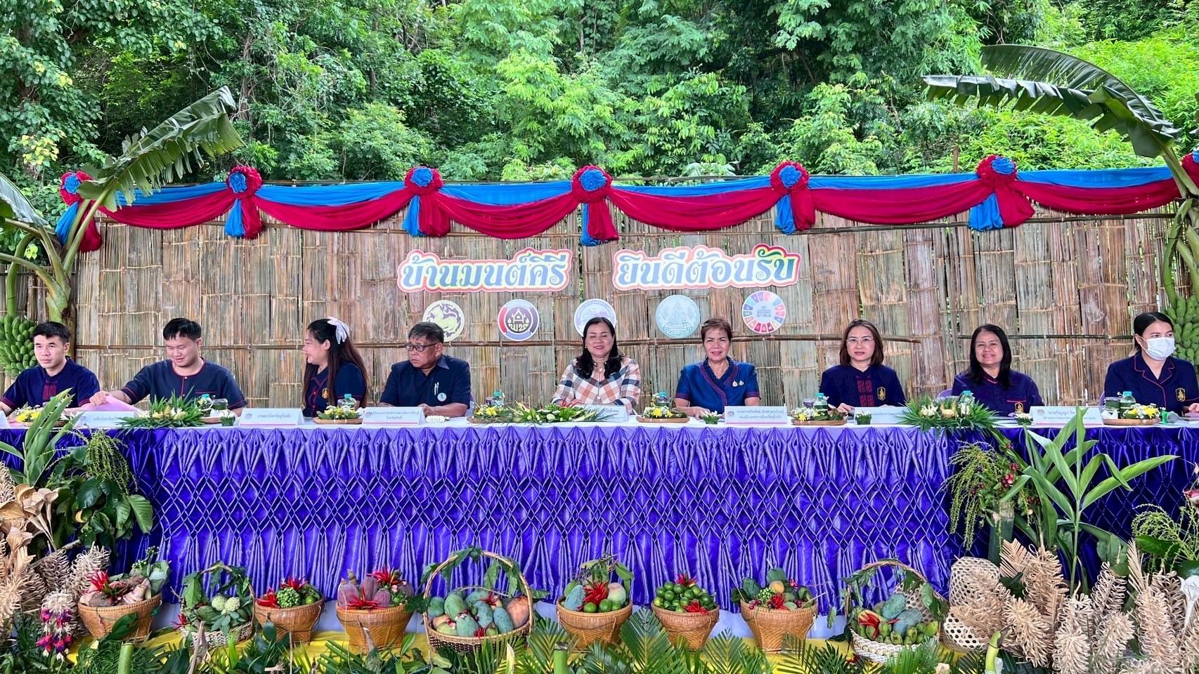 พัฒนาชุมชนสุโขทัยลงพื้นที่คัดสรรกิจกรรมพัฒนาชุมชนดีเด่นระดับจังหวัด ประจำปี 2568