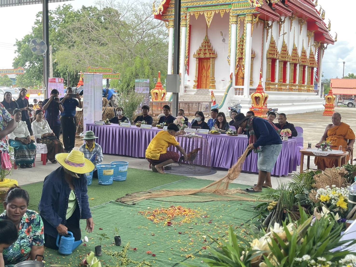 พัฒนาชุมชนสุโขทัยลงพื้นที่คัดสรรกิจกรรมพัฒนาชุมชนดีเด่นระดับจังหวัด ประจำปี 2568