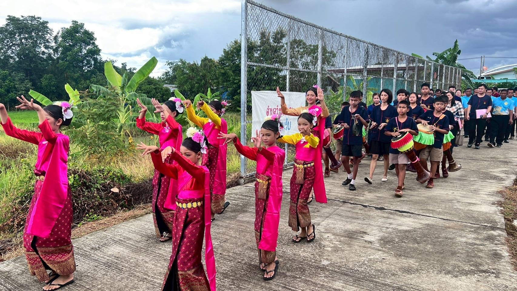 พัฒนาชุมชนสุโขทัยลงพื้นที่คัดสรรกิจกรรมพัฒนาชุมชนดีเด่นระดับจังหวัด ประจำปี 2568