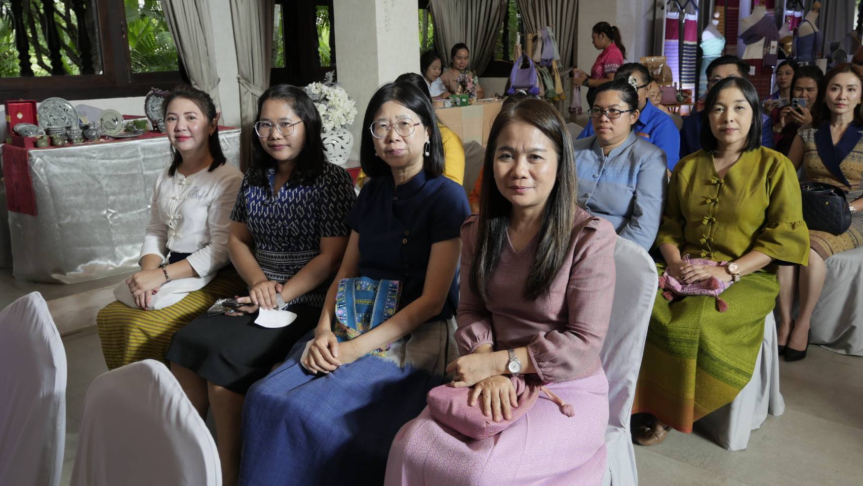 พช.สุโขทัย จัดพิธีแถลงข่าว OTOP หัตถศิลป์ ของดีพื้นถิ่น เมืองรุ่งอรุณสุโขทัย