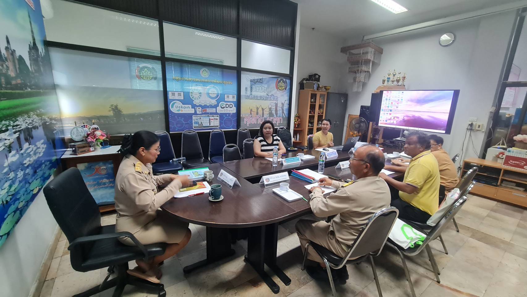 พช.สุโขทัย ประชุมสรุปผลการพิจารณาคัดเลือกตำบลที่มีผลความสำเร็จผู้นำการเปลี่ยนแปลง ส่งเสริมการใช้ประโยชน์จากแผนพัฒนาตำบล ในพื้นที่ตำบลเข้มแข็งตามหลักปรัชญาของเศรษฐกิจพอเพียง ประจำปีงบประมาณ พ.ศ. 2568