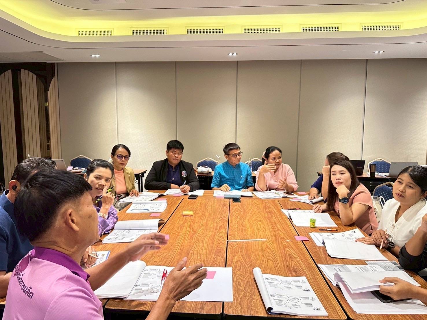 พัฒนาชุมชนสุโขทัย ร่วมฝึกอบรมยกระดับ พัฒนามาตรฐาน ‘โรงเรียนกลุ่มออมทรัพย์ฯ’ ทั่วประเทศ มุ่งสร้างความเข้มแข็งเศรษฐกิจฐานรากมั่นคง