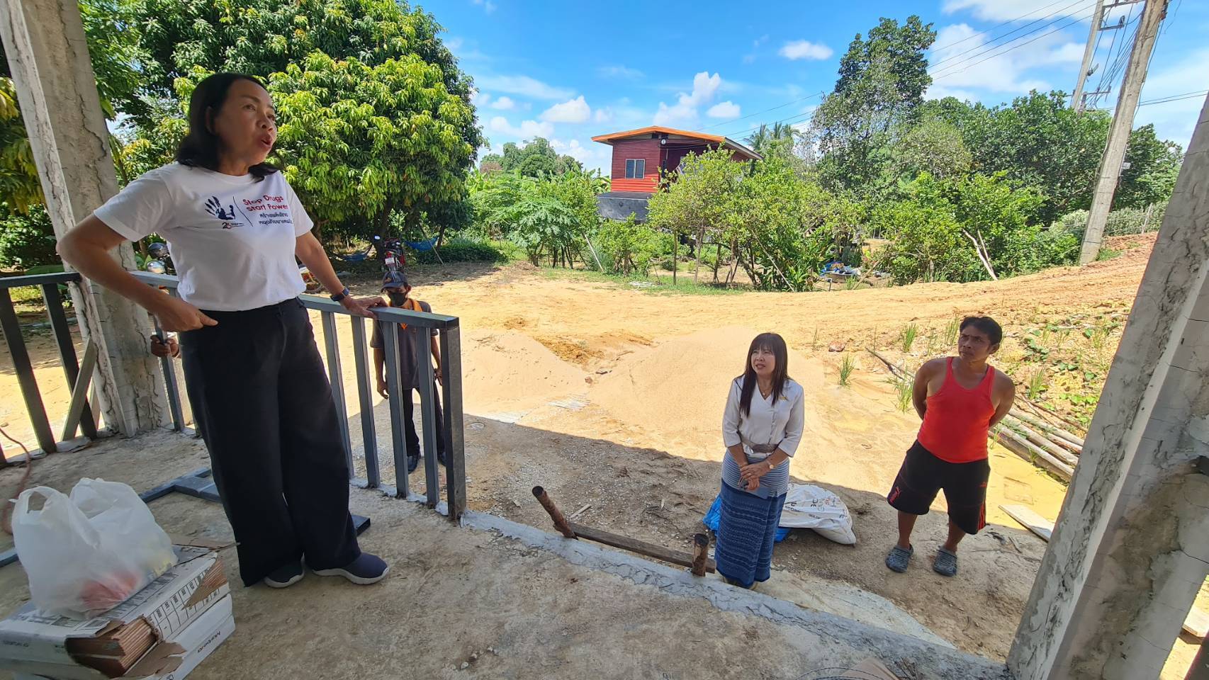 พัฒนาชุมชนจังหวัดสุโขทัย ติดตามผลการดำเนินงานโครงการบ้านห่วงใยจากใจ GLO ประจำปี 2568