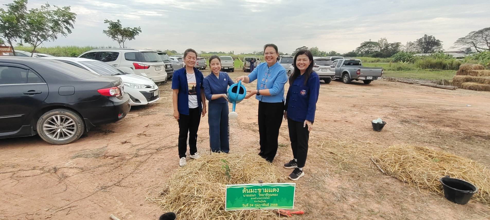 พช.สุโขทัย ดำเนินโครงการประชุมเชิงปฏิบัติการสนับสนุนการขับเคลื่อนเครือข่ายศูนย์เรียนรู้การพัฒนาคุณภาพชีวิตตามหลักทฤษฎีใหม่ ประยุกต์สู่ “โคก หนอง นา”