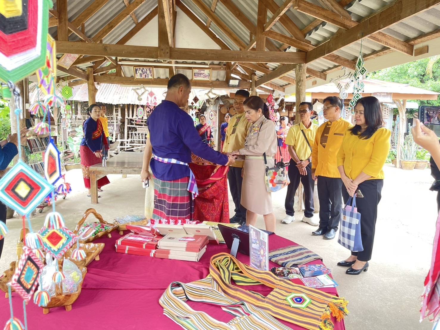 พช.สุโขทัย ลงพื้นที่คัดสรรกิจกรรมพัฒนาชุมชนดีเด่นระดับจังหวัด ประจำปี 2568