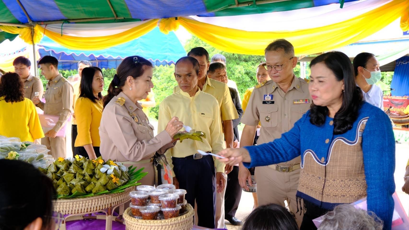 พัฒนาชุมชนสุโขทัยลงพื้นที่คัดสรรกิจกรรมพัฒนาชุมชนดีเด่นระดับจังหวัด ประจำปี 2568