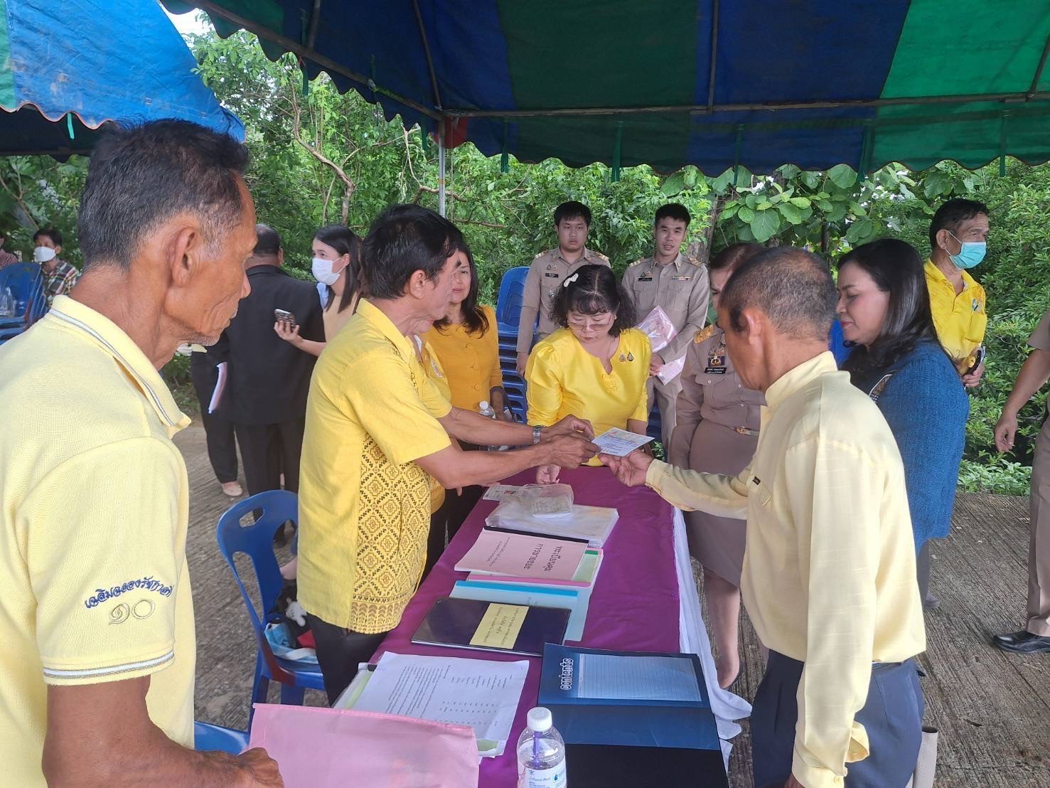 พัฒนาชุมชนสุโขทัยลงพื้นที่คัดสรรกิจกรรมพัฒนาชุมชนดีเด่นระดับจังหวัด ประจำปี 2568