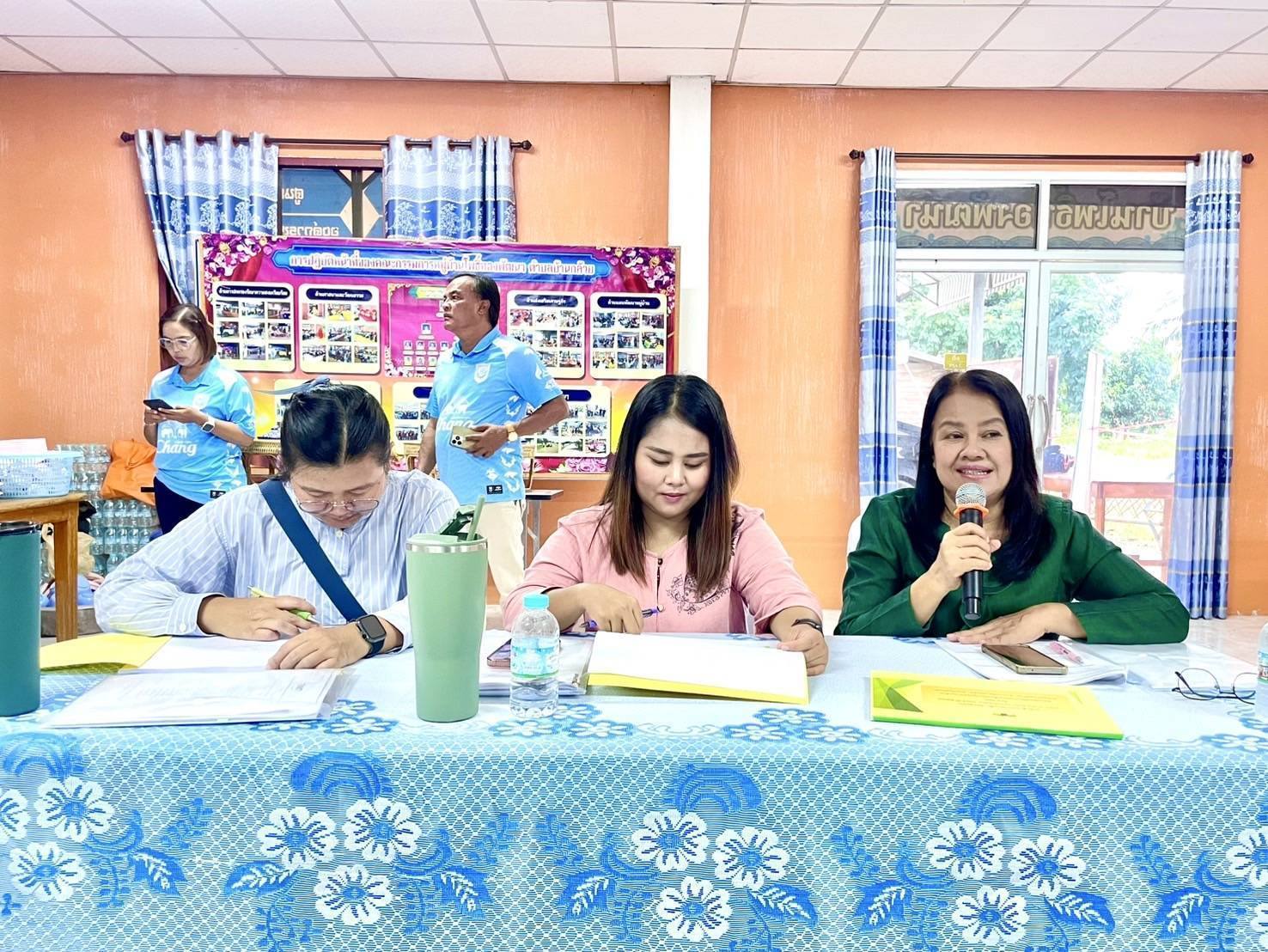 พัฒนาชุมชนร่วมกิจกรรมยกระดับชุมชนท่องเที่ยวในพื้นที่พิเศษตามเกณฑ์มาตรฐาน CBT Thailand