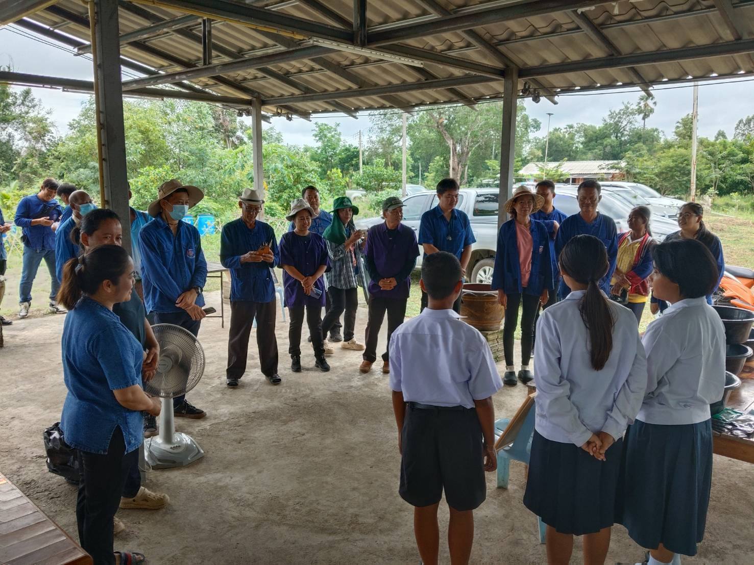 พช.สุโขทัย จัดกิจกรรม “หิ้วปิ่นโตไปเอามื้อสามัคคี เครือข่าย โคก หนอง นา พัฒนาชุมชนสุโขทัย”