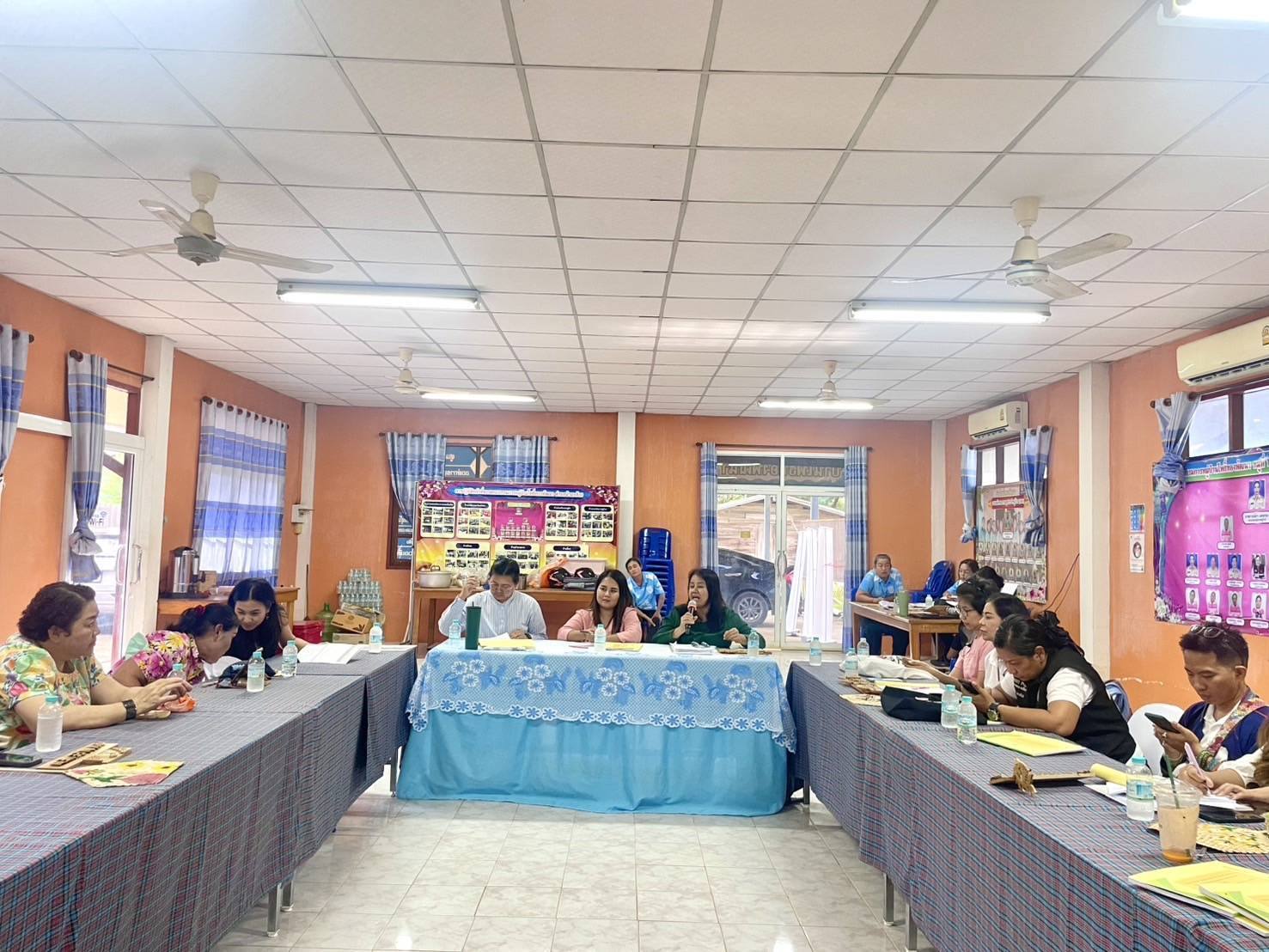 พัฒนาชุมชนร่วมกิจกรรมยกระดับชุมชนท่องเที่ยวในพื้นที่พิเศษตามเกณฑ์มาตรฐาน CBT Thailand